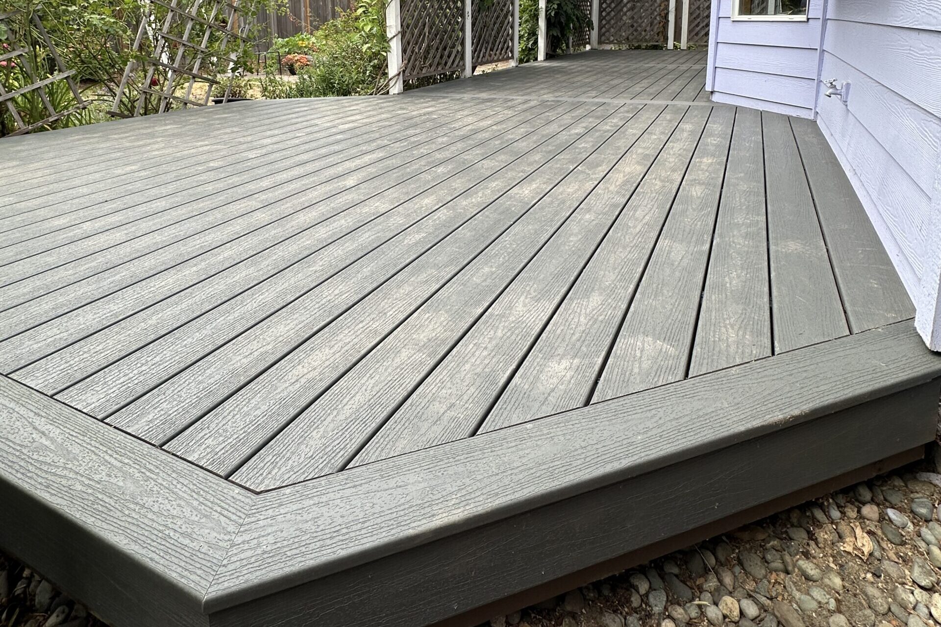 Clam shell trex decking